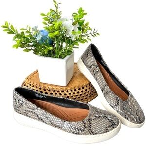 Baretraps Nadra Rebound Snakskin Python Print Women's Ballet Flats Size 5.5